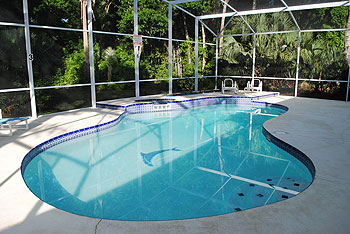 Private South Facing Pool.