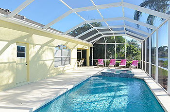 Pool & Spa