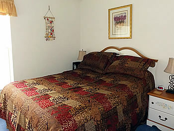 2nd Master Bedroom with Queen Bed and En-Suite
