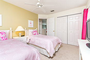 2 Single Beds 2nd Floor