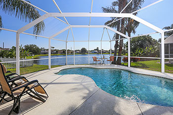 Lakeside Views with Private South-West Facing Pool