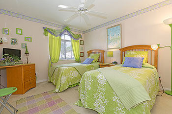 Twin Bedroom