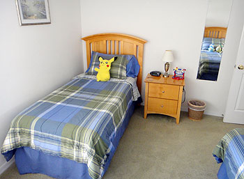 Twin Bedroom 3