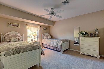 Spacious twin bedroom