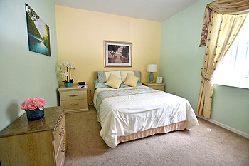 Queen Bedroom