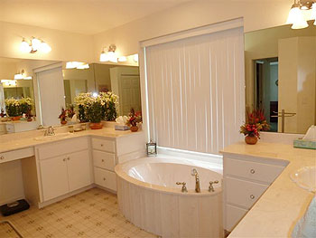 King Master Bathroom