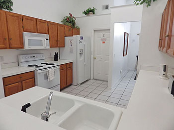 Full equiped kitchen washing machine and tumble dryer can be found in the garage